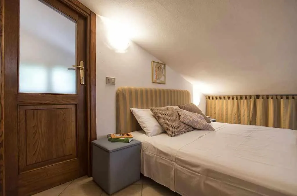 Alghero Villa Galatea Con Giardino Per 8 Persone Vicino Alla Spiaggia Con 4 Camere