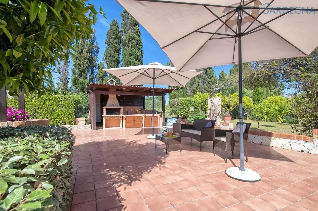 Alghero Villa Galatea Con Giardino Per 8 Persone Vicino Alla Spiaggia Con 4 Camere